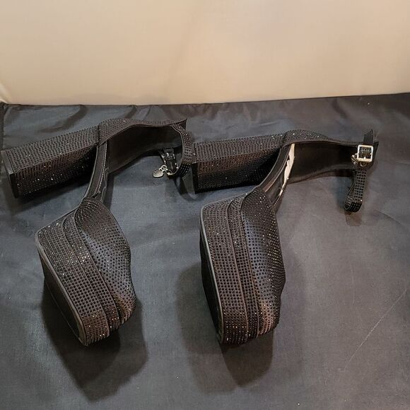 BRAND NEW SUGAR JEWEL PLATFORM BLOCK HEEL CLOSED TOE SANDAL - Picture 14 of 16